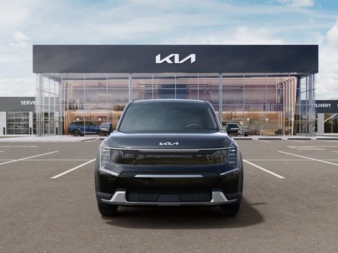 New 2026 Kia EV9 Light RWD image 2