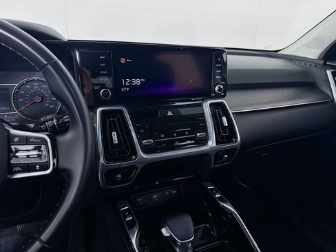 Used 2021 Kia Sorento SX image 16