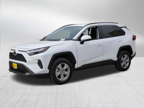 Certified 2025 Toyota RAV4 XLE image 3