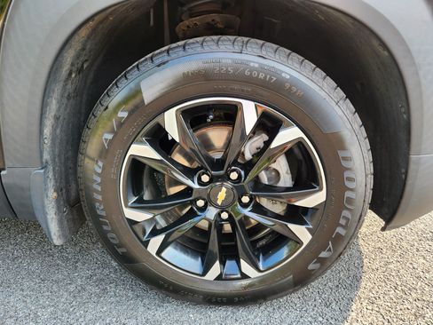Used 2021 Chevrolet TrailBlazer LT w/ LPO, Blackout Package FWD image 7