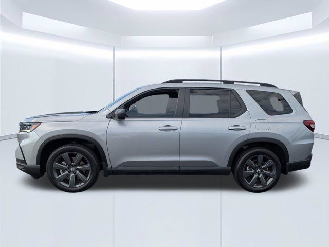Used 2025 Honda Pilot Sport image 7
