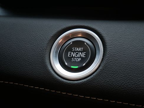Used 2023 Cadillac Escalade ESV Premium Luxury w/ LPO, Radiant Package AWD/4WD image 31