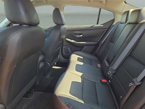 Used 2023 Nissan Sentra SR w/ SR Premium Package FWD image 12