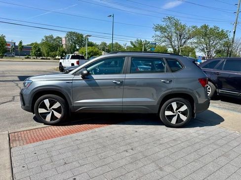 Used 2023 Volkswagen Taos S AWD/4WD image 4