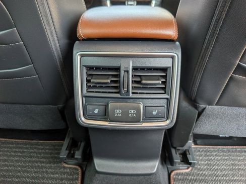 Used 2023 Subaru Forester Touring AWD/4WD image 7