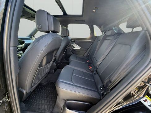 Used 2021 Audi Q3 2.0T Premium Plus w/ Premium Plus Package image 8