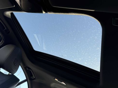 New 2026 BMW 330i xDrive xDrive w/ Premium Package image 27