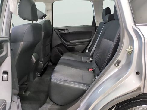 Used 2018 Subaru Forester 2.5i Premium w/ All-Weather Package AWD/4WD image 17