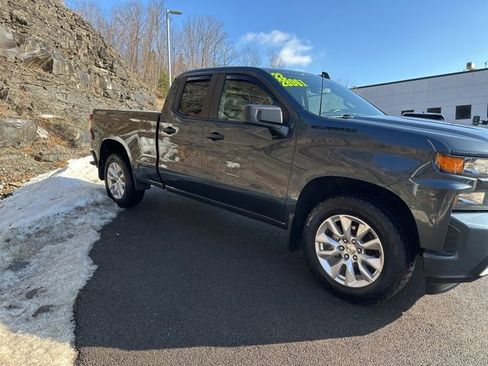 Certified 2022 Chevrolet Silverado 1500 Custom w/ LPO, Dark Essentials Package image 11