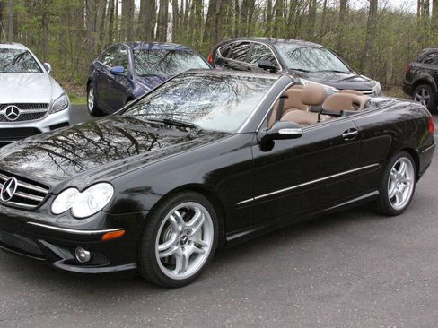 Used 2008 Mercedes-Benz CLK 550 Cabriolet image 3