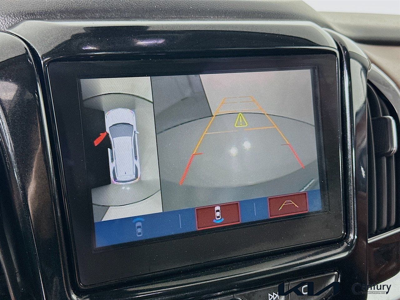 Used 2018 Chevrolet Traverse High Country AWD/4WD image 14