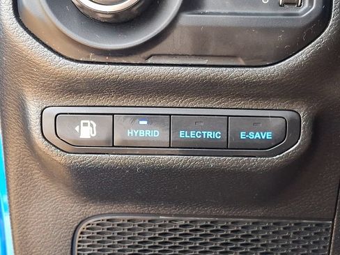 Certified 2023 Jeep Wrangler Unlimited Sahara w/ Cold Weather Group AWD/4WD image 26