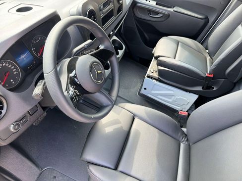 New 2026 Mercedes-Benz Sprinter 2500 image 4