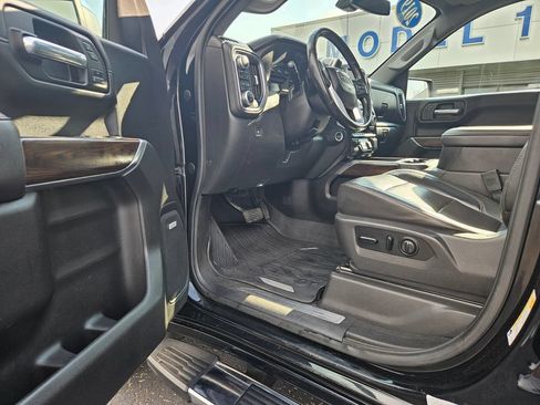 Used 2019 GMC Sierra 1500 SLT w/ SLT Premium Plus Package AWD/4WD image 14