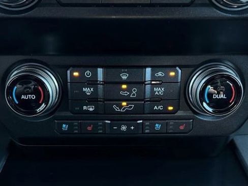 Used 2019 Ford F150 Raptor w/ Equipment Group 802A Luxury image 38