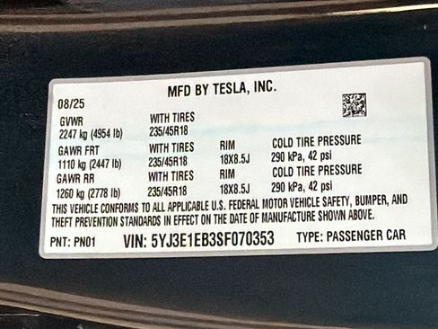 Used 2025 Tesla Model 3 Long Range AWD/4WD image 12