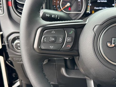 New 2026 Jeep Gladiator Rubicon AWD/4WD image 31