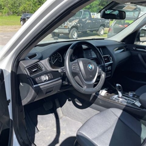 Used 2017 BMW X3 xDrive28i AWD/4WD image 31