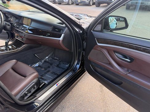 Used 2016 BMW 550i xDrive Sedan AWD/4WD image 17