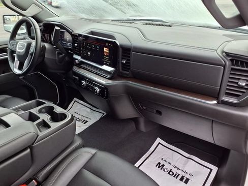 Used 2025 GMC Sierra 1500 SLT AWD/4WD image 52