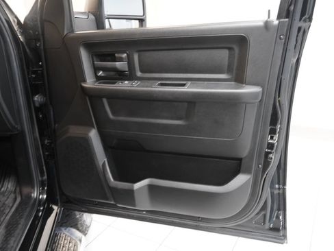 Used 2023 RAM 2500 Tradesman AWD/4WD image 25