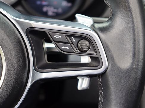 Used 2017 Porsche 718 Boxster S image 20