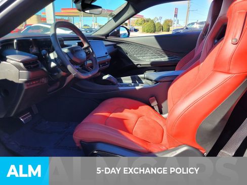 Used 2025 Dodge Charger R/T Scat Pack w/ Track Pack image 4