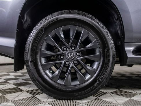 Used 2023 Lexus GX 460 Premium w/ Premium Package image 48