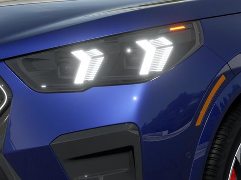 New 2026 BMW X2 xDrive28i image 6