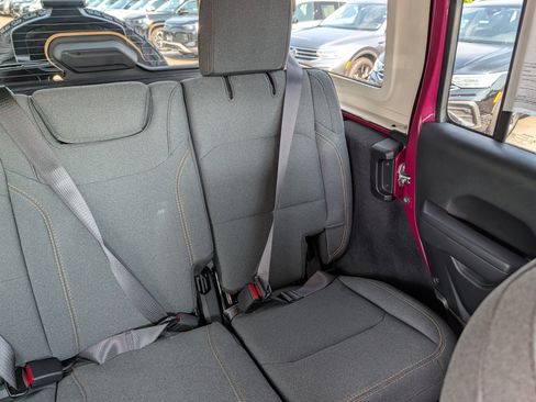 Used 2024 Jeep Wrangler Unlimited Sport AWD/4WD image 14