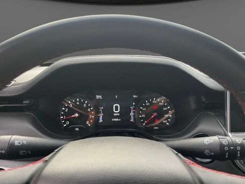 Used 2024 Jeep Compass Trailhawk AWD/4WD image 17