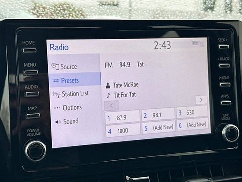 Used 2020 Toyota Corolla LE image 20