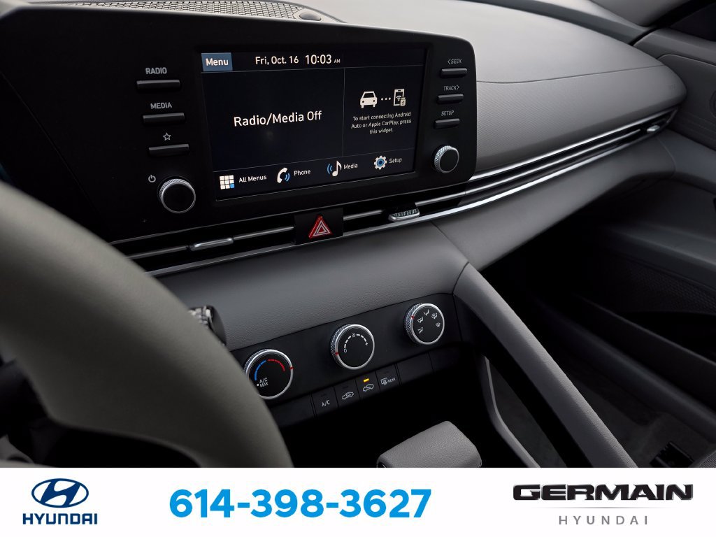 Certified 2026 Hyundai Elantra SE FWD image 24