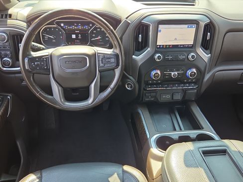 Used 2020 GMC Sierra 1500 Denali w/ Denali Ultimate Package AWD/4WD image 11
