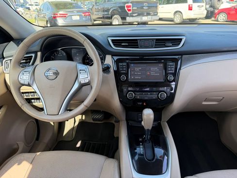 Used 2015 Nissan Rogue SL w/ SL Premium Package AWD/4WD image 15