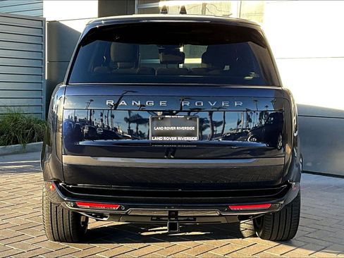 Certified 2025 Land Rover Range Rover SE AWD/4WD image 4