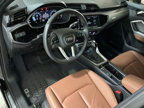 Used 2025 Audi Q3 2.0T Premium w/ Convenience Package image 19