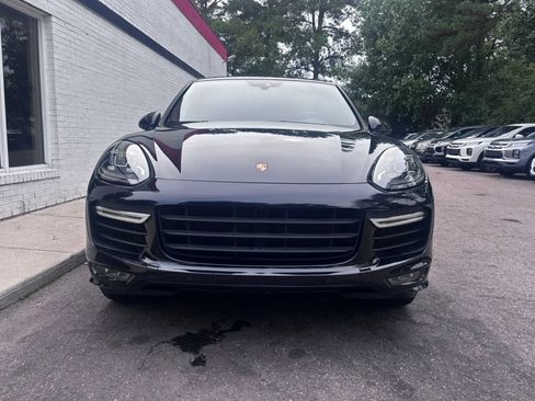 Used 2016 Porsche Cayenne GTS AWD/4WD image 3