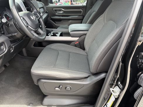 Used 2023 RAM 1500 Big Horn AWD/4WD image 11