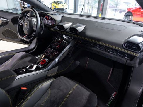 Used 2015 Lamborghini Huracan LP 610-4 image 31