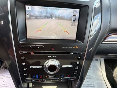 Used 2018 Ford Explorer Platinum AWD/4WD image 20