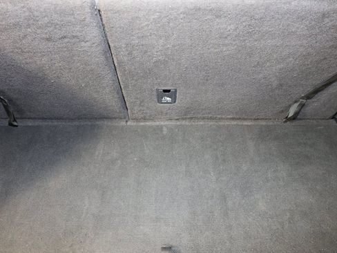 Used 2023 Toyota Highlander LE image 16