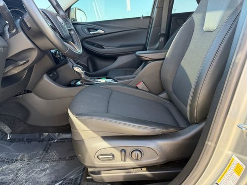 Used 2023 Buick Encore GX Select FWD image 16