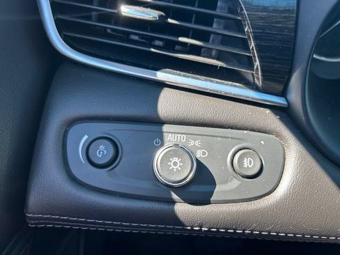 Used 2019 Buick LaCrosse Essence w/ Sun and Shade Package AWD/4WD image 27