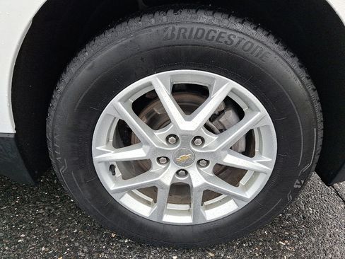 Certified 2022 Chevrolet Equinox LT image 9