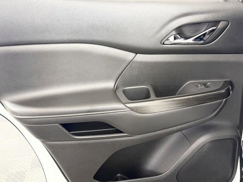 Used 2018 GMC Acadia SLT image 36