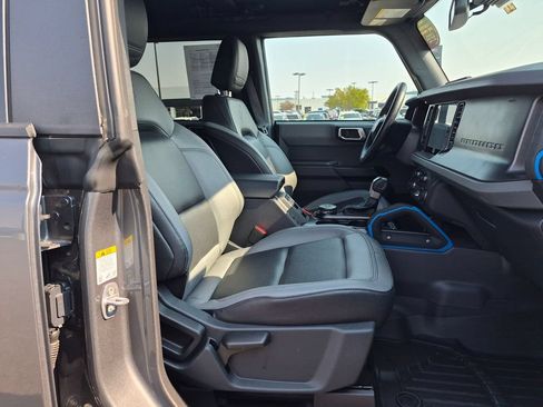 Used 2024 Ford Bronco Black Diamond AWD/4WD image 21