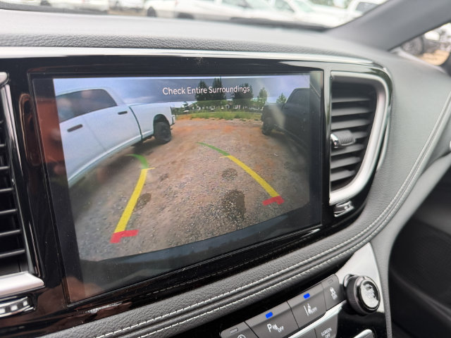 New 2026 Chrysler Pacifica Select AWD/4WD image 21