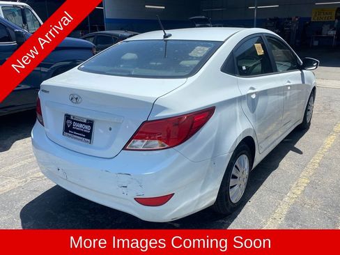 Used 2016 Hyundai Accent SE FWD image 3