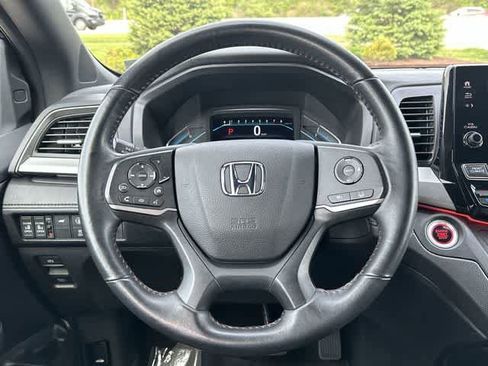 Used 2023 Honda Odyssey Sport image 8